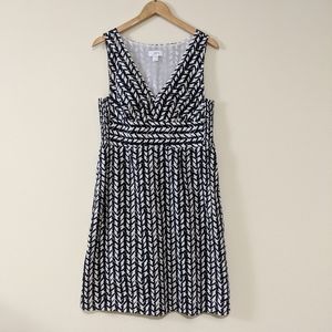 Ann Taylor Loft Black and White Vneck Dress